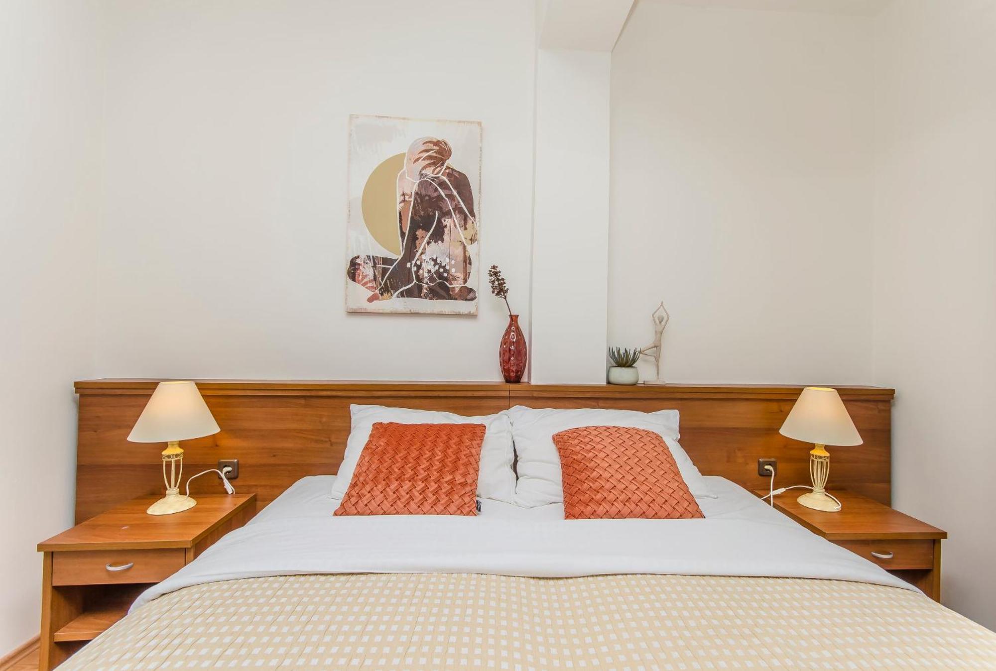 House Hotel Plava Laguna Tisno Buitenkant foto